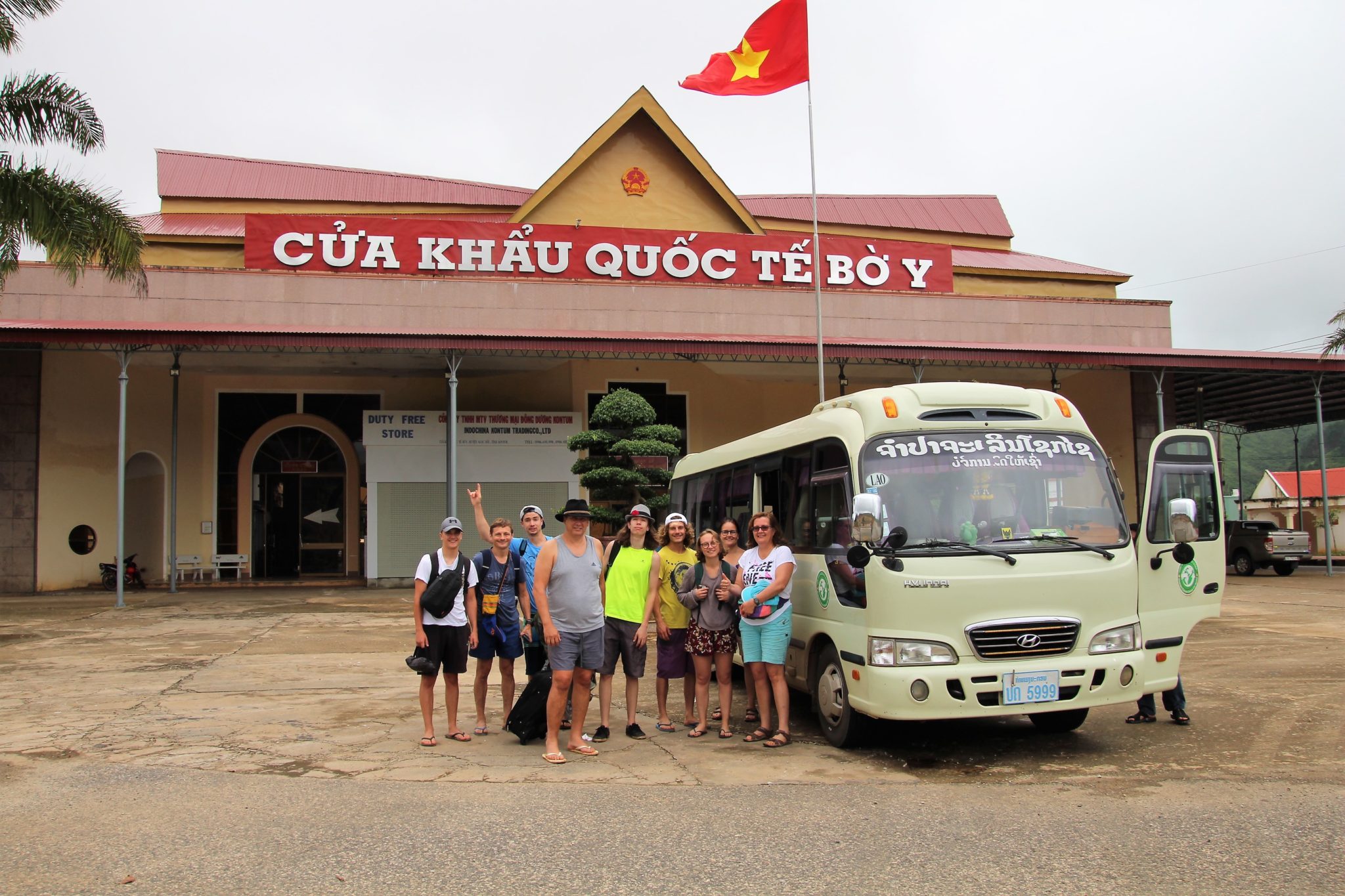 Laos – jour 7 – Entrée au Laos