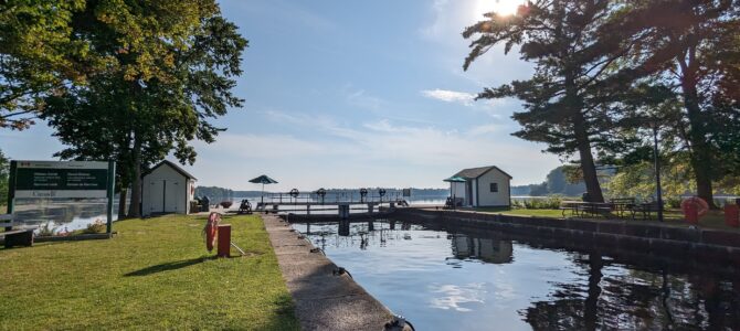 Roadtrip Ontario – notre premier dodo sur le bord du canal Rideau à l’écluse 35 Narrows
